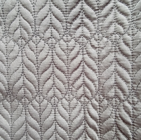 Architect Petites Black Quilted Vest Med NWT - Picture 5 of 6